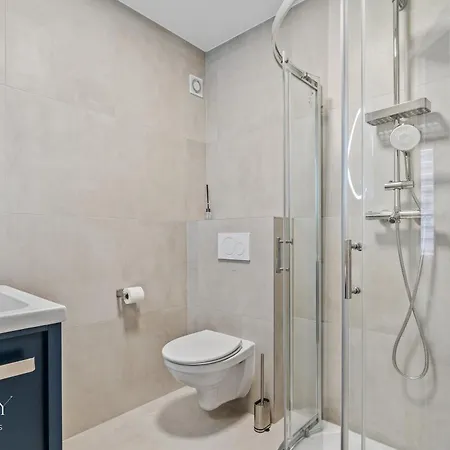 Cozy Flat In Center !