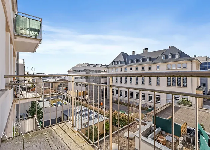 Cozy Flat In Center !