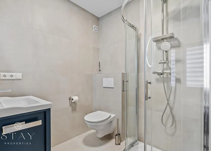 Cozy Flat In Center !